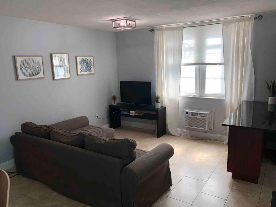 South Beach One Bedroom Condo With Parking Spot Miami Beach Exterior photo