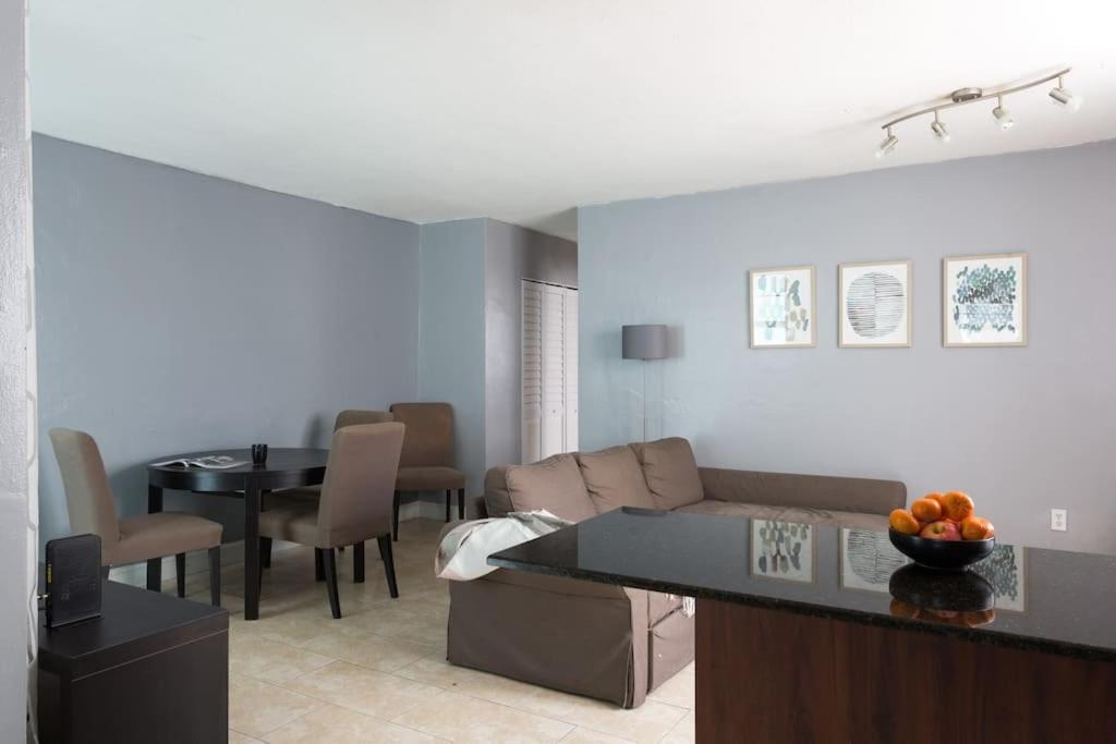 South Beach One Bedroom Condo With Parking Spot Miami Beach Exterior photo