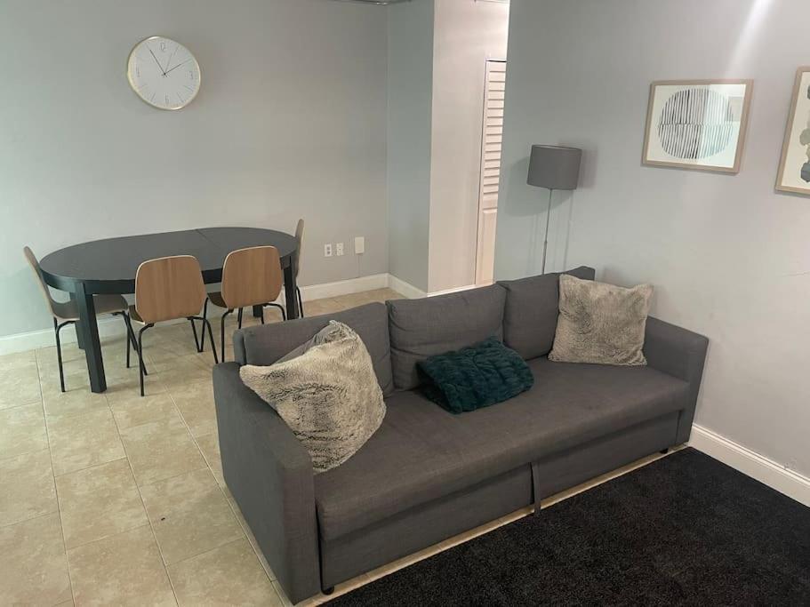 South Beach One Bedroom Condo With Parking Spot Miami Beach Exterior photo
