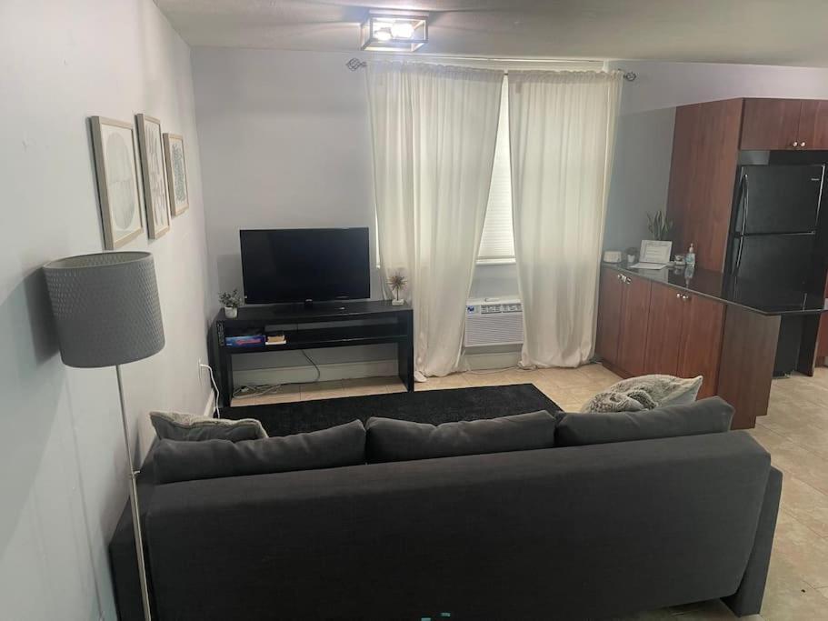 South Beach One Bedroom Condo With Parking Spot Miami Beach Exterior photo